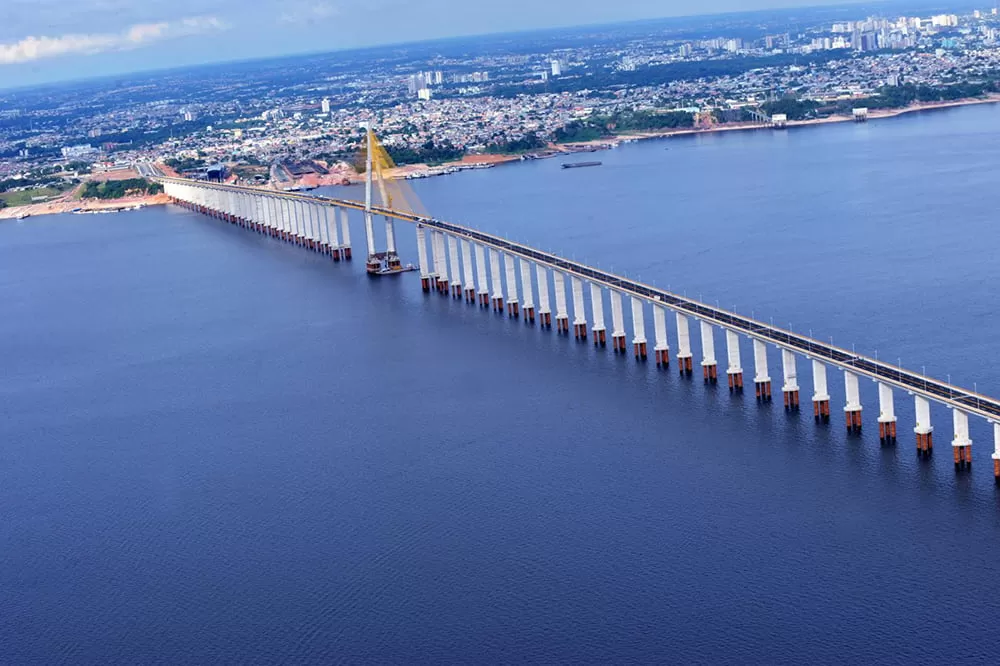 Tragédia à vista? MP investiga suposto risco de desabamento da Ponte Rio Negro em Manaus.