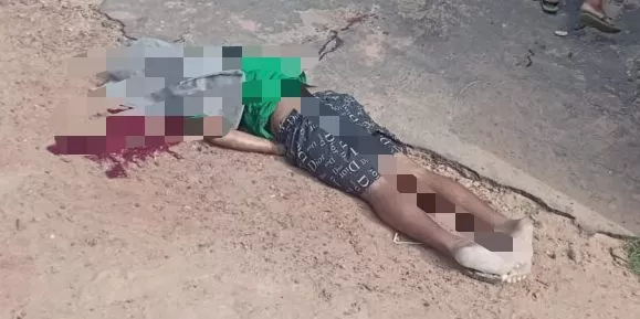 Jovem é executado a tiros dentro de campo de futebol na Compensa, em Manaus