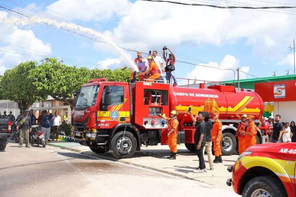 Governador Wilson Lima entrega Grupamento Integrado de Combate a Incêndio e Proteção Civil ao município de Tapauá