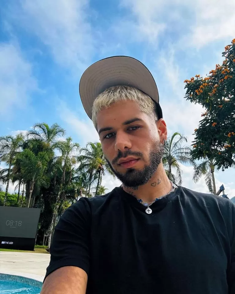 Zé Felipe toma decisão envolvendo carreira após término com Virginia Fonseca