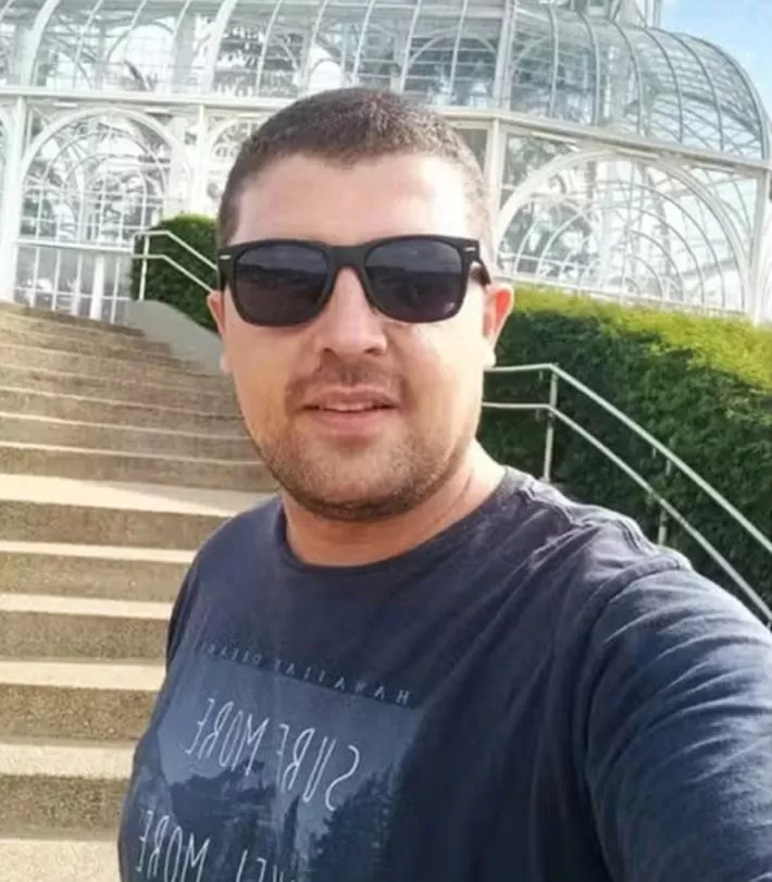 Quem era o ex-militar da FAB forçado a beber ácido durante assalto em SP