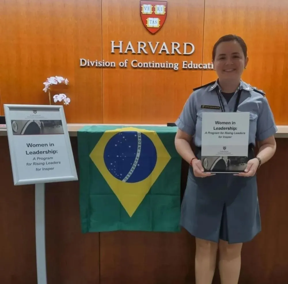 Capitã da PM-AM é selecionada para curso internacional em Harvard